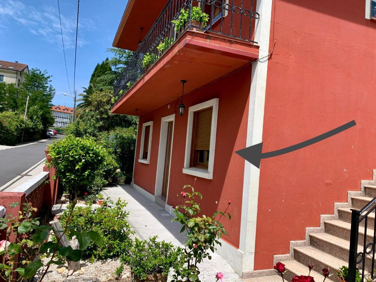 OrtonoA Casa Vermella Con Jardin A 10 Minutos De Santiago De Compostelaアパートメント エクステリア 写真