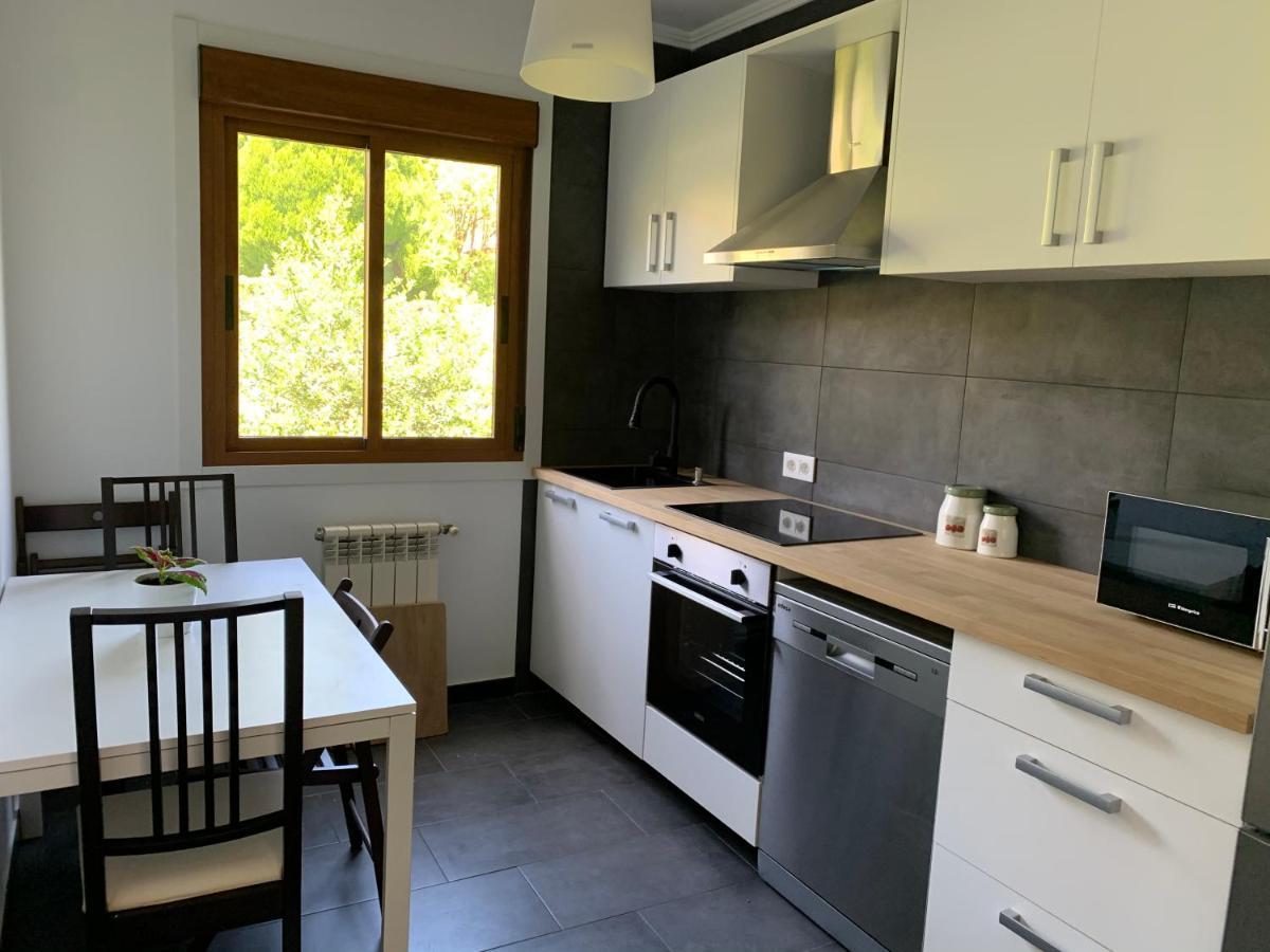 OrtonoA Casa Vermella Con Jardin A 10 Minutos De Santiago De Compostelaアパートメント エクステリア 写真