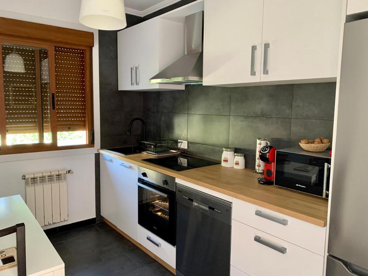 OrtonoA Casa Vermella Con Jardin A 10 Minutos De Santiago De Compostelaアパートメント エクステリア 写真