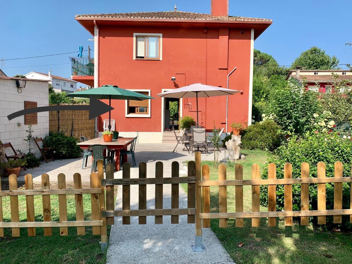OrtonoA Casa Vermella Con Jardin A 10 Minutos De Santiago De Compostelaアパートメント エクステリア 写真